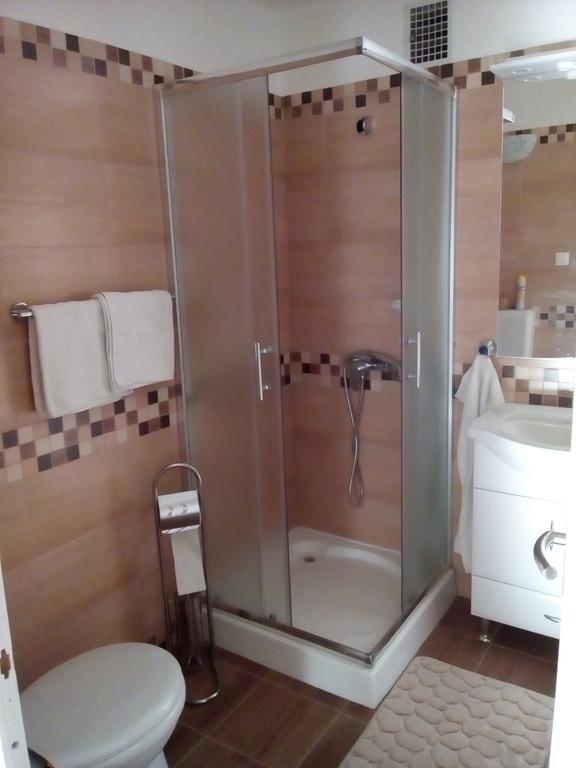 Forras-G Vendeghaz Apartment Bük Екстериор снимка