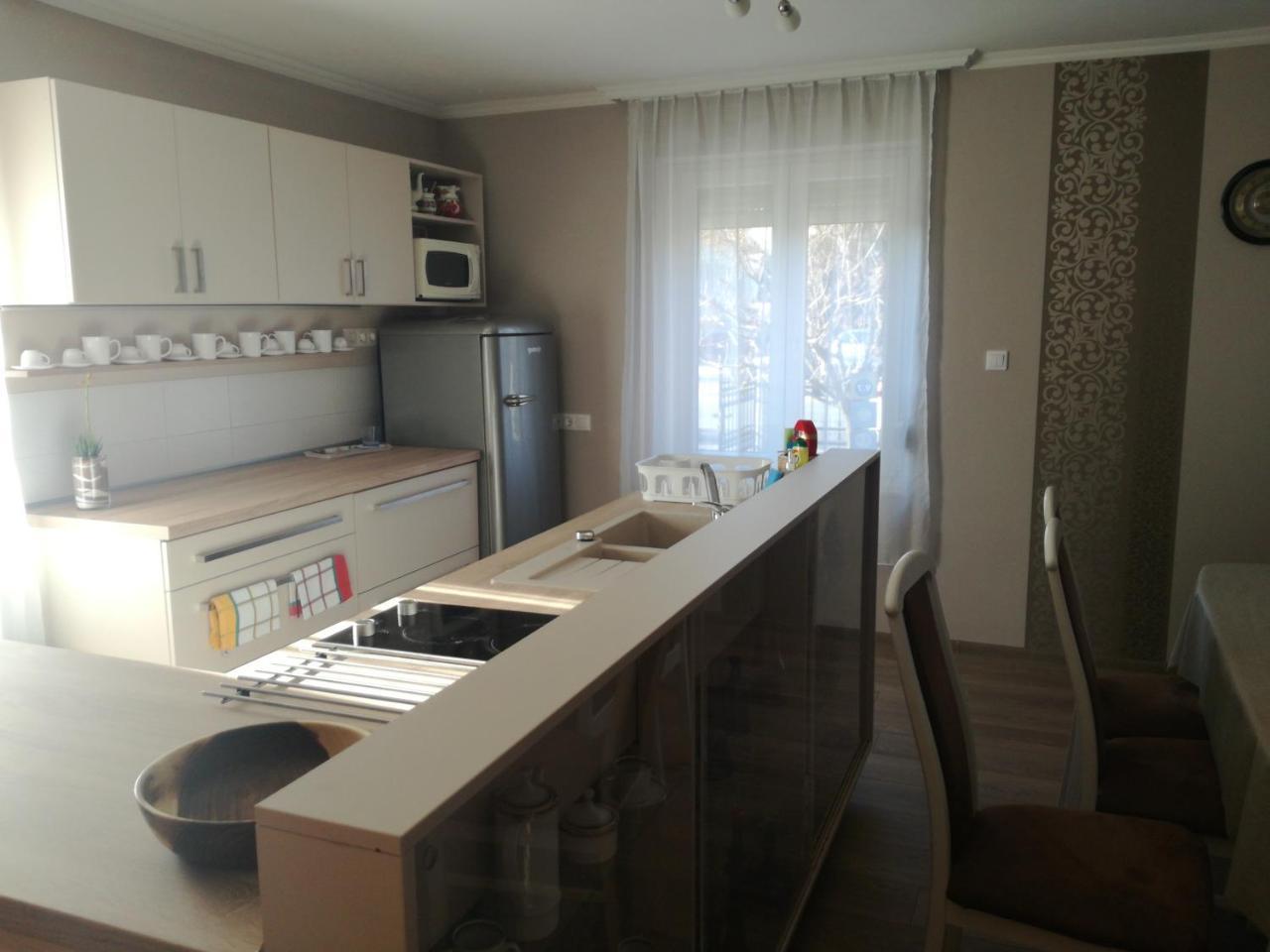 Forras-G Vendeghaz Apartment Bük Екстериор снимка